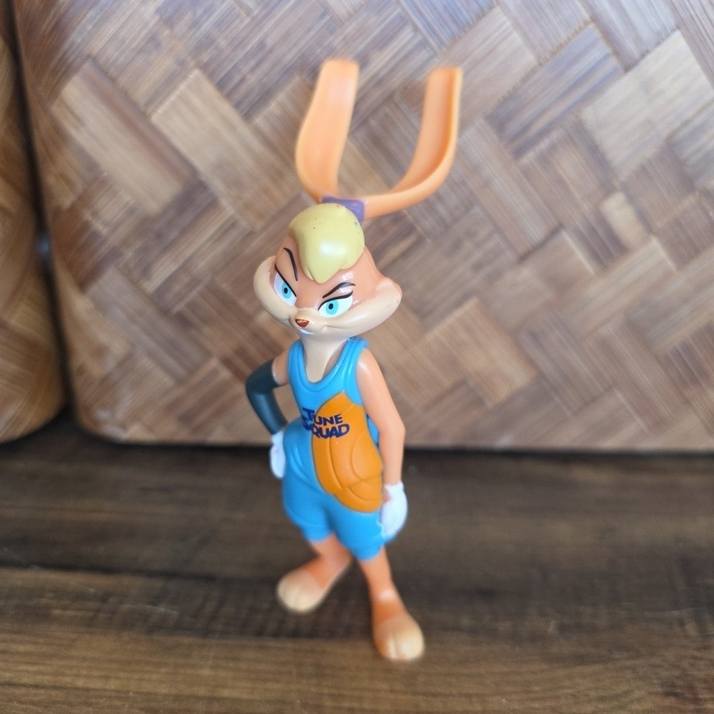 Space Jam Tune Squad Lola Bunny 5" Action Figure‎ Plastic Toy Collectible